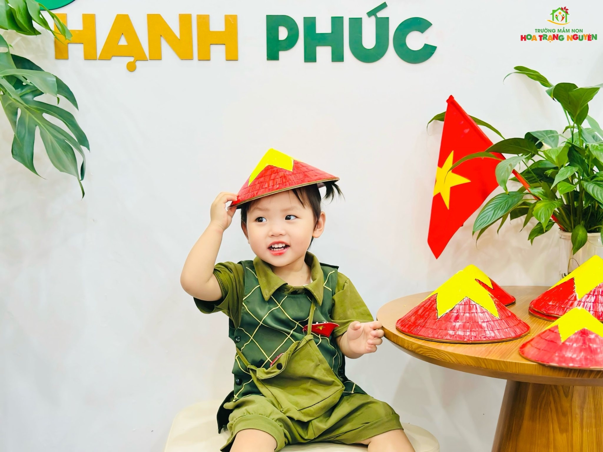 Mừng ngày Non sông thống nhất - Tự hào Việt Nam