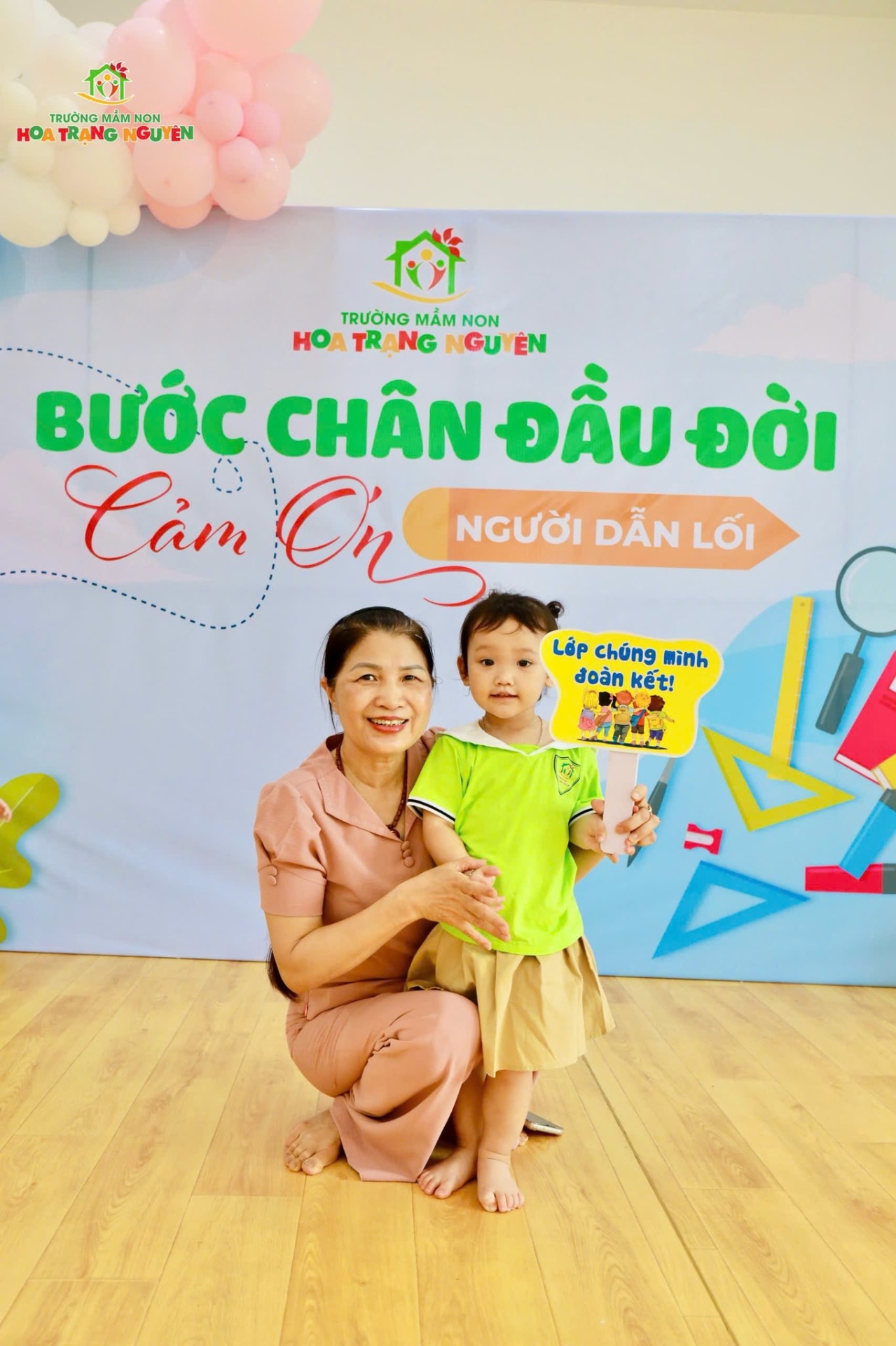 Bước chân đầu đời - Tri ân người dẫn lối