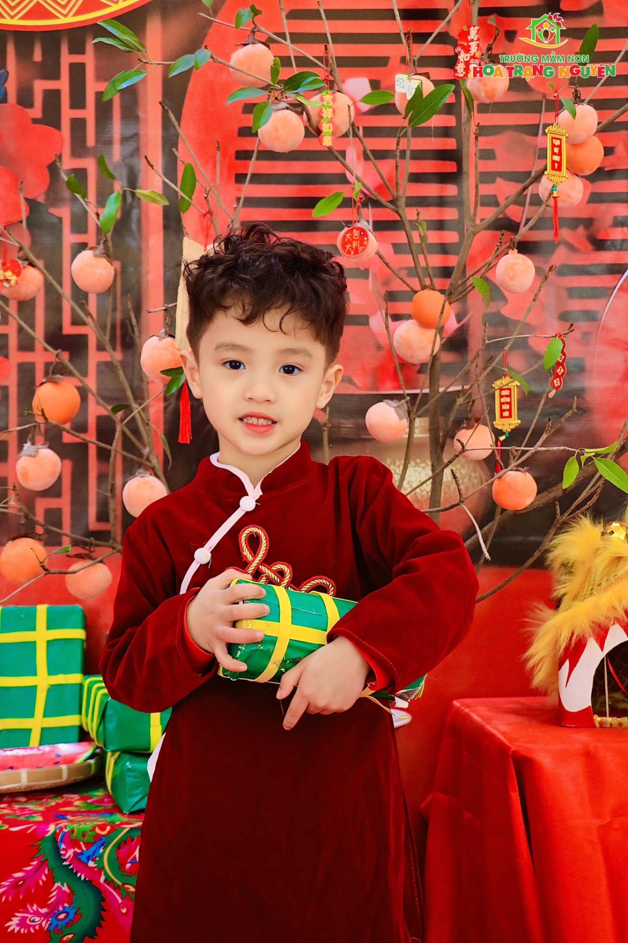 Mang xuân về cùng bộ sưu tập ảnh cực đáng yêu của các bé Hoa Trạng Nguyên