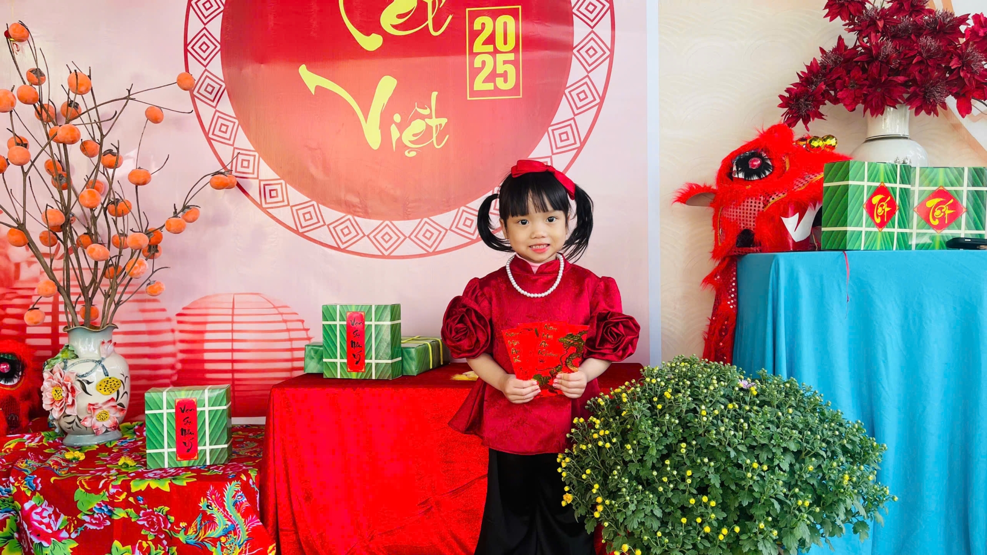 Mang xuân về cùng bộ sưu tập ảnh cực đáng yêu của các bé Hoa Trạng Nguyên