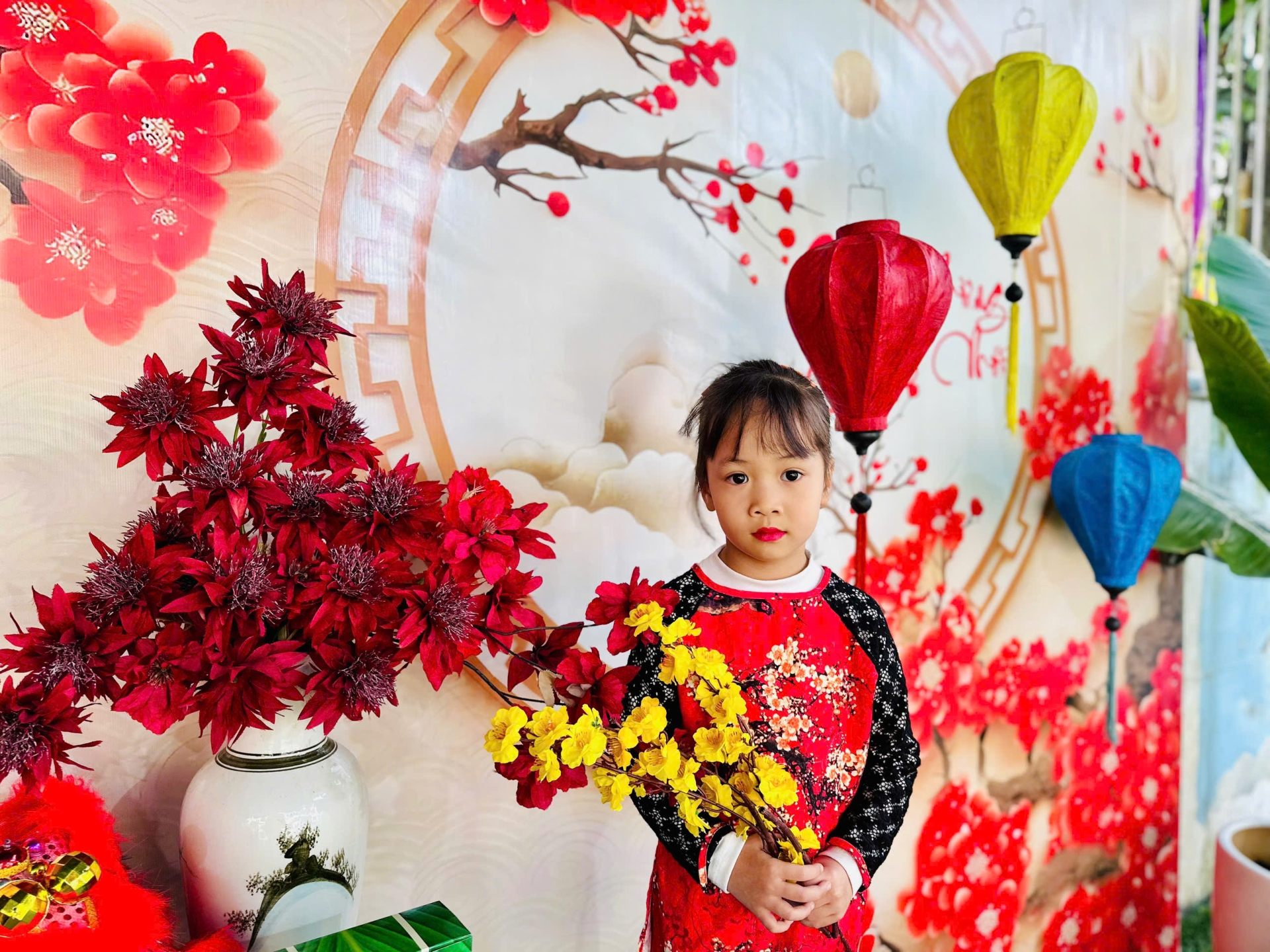 Mang xuân về cùng bộ sưu tập ảnh cực đáng yêu của các bé Hoa Trạng Nguyên