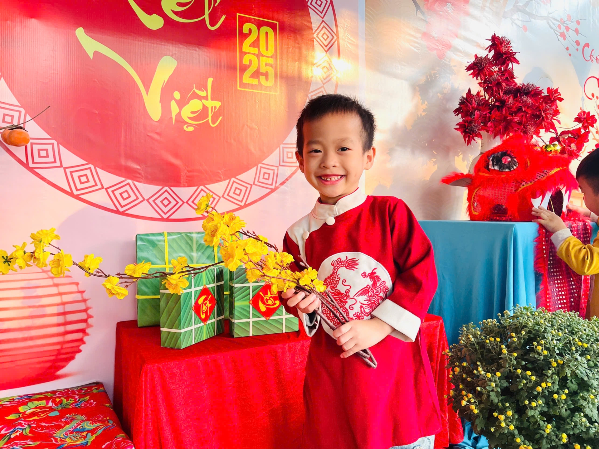 Mang xuân về cùng bộ sưu tập ảnh cực đáng yêu của các bé Hoa Trạng Nguyên