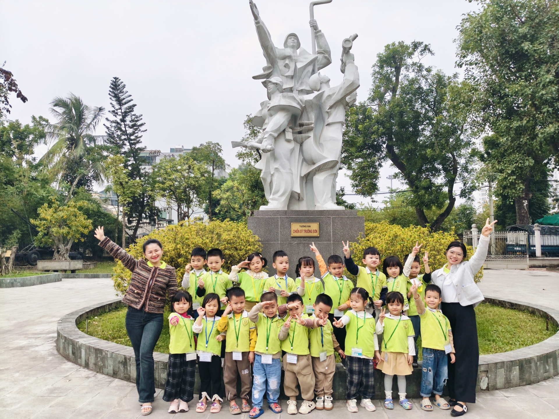 Hoạt động thực địa: Tham quan Bảo tàng Hồ Chí Minh