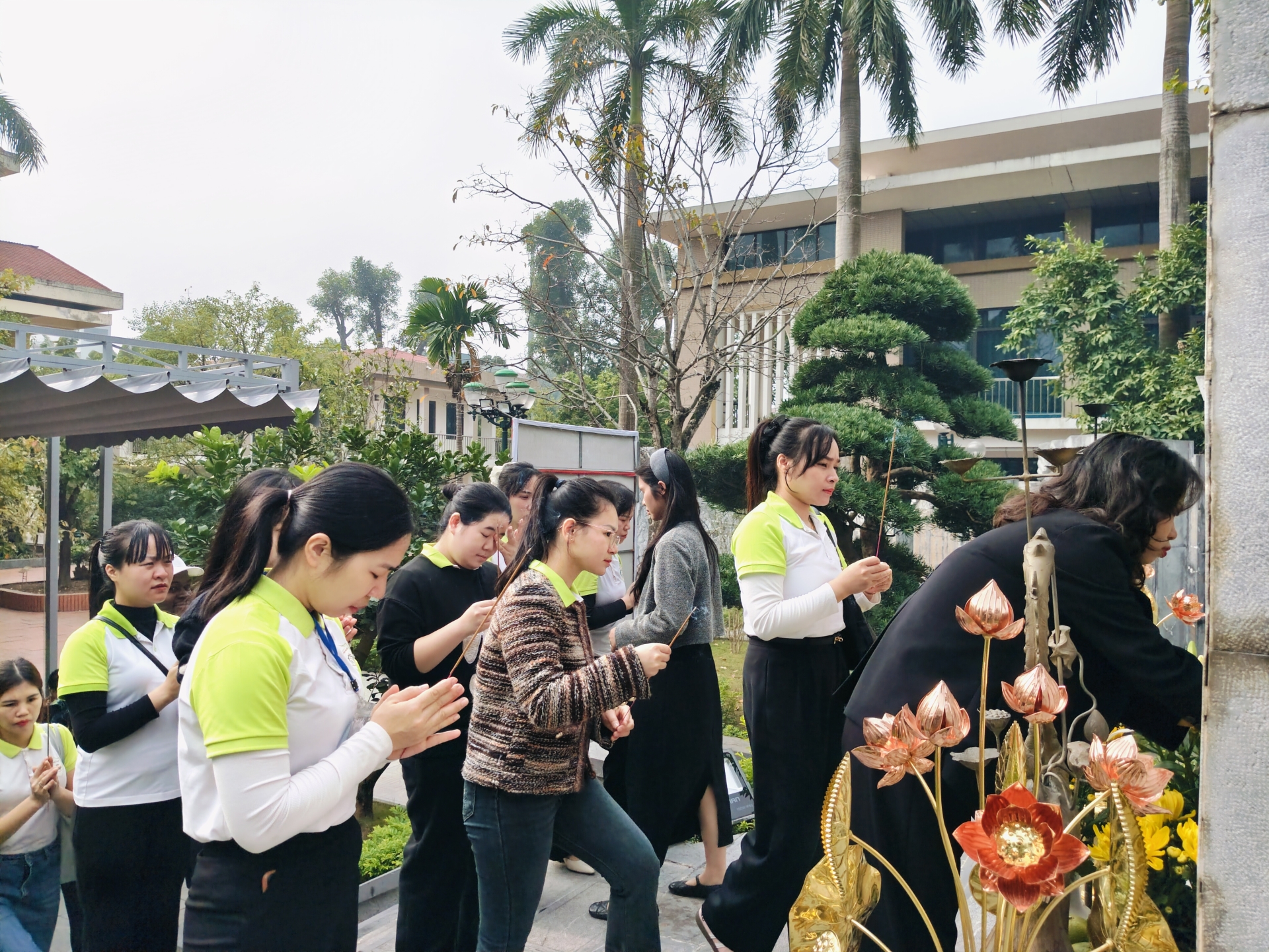 Hoạt động thực địa: Tham quan Bảo tàng Hồ Chí Minh