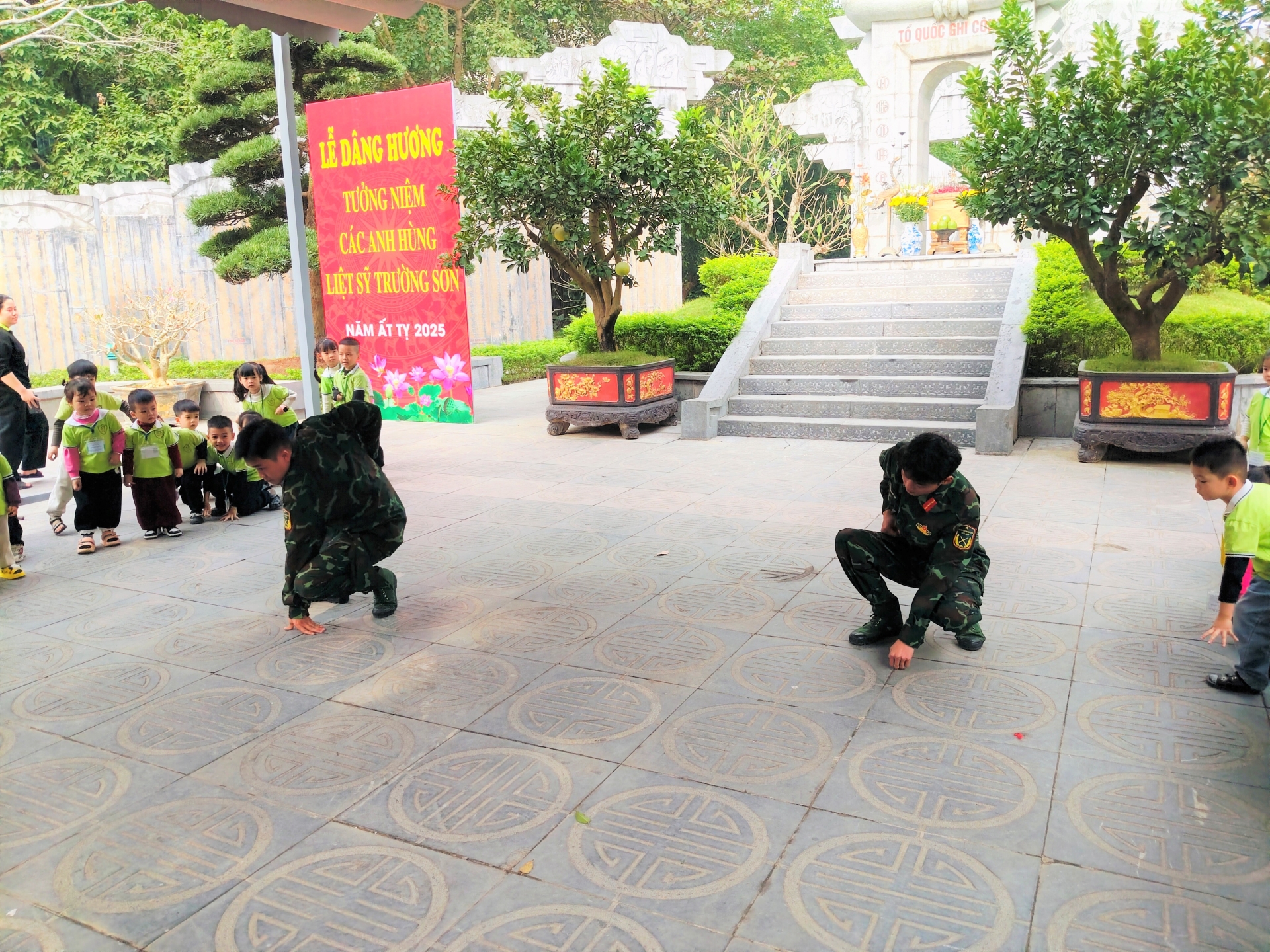 Hoạt động thực địa: Tham quan Bảo tàng Hồ Chí Minh