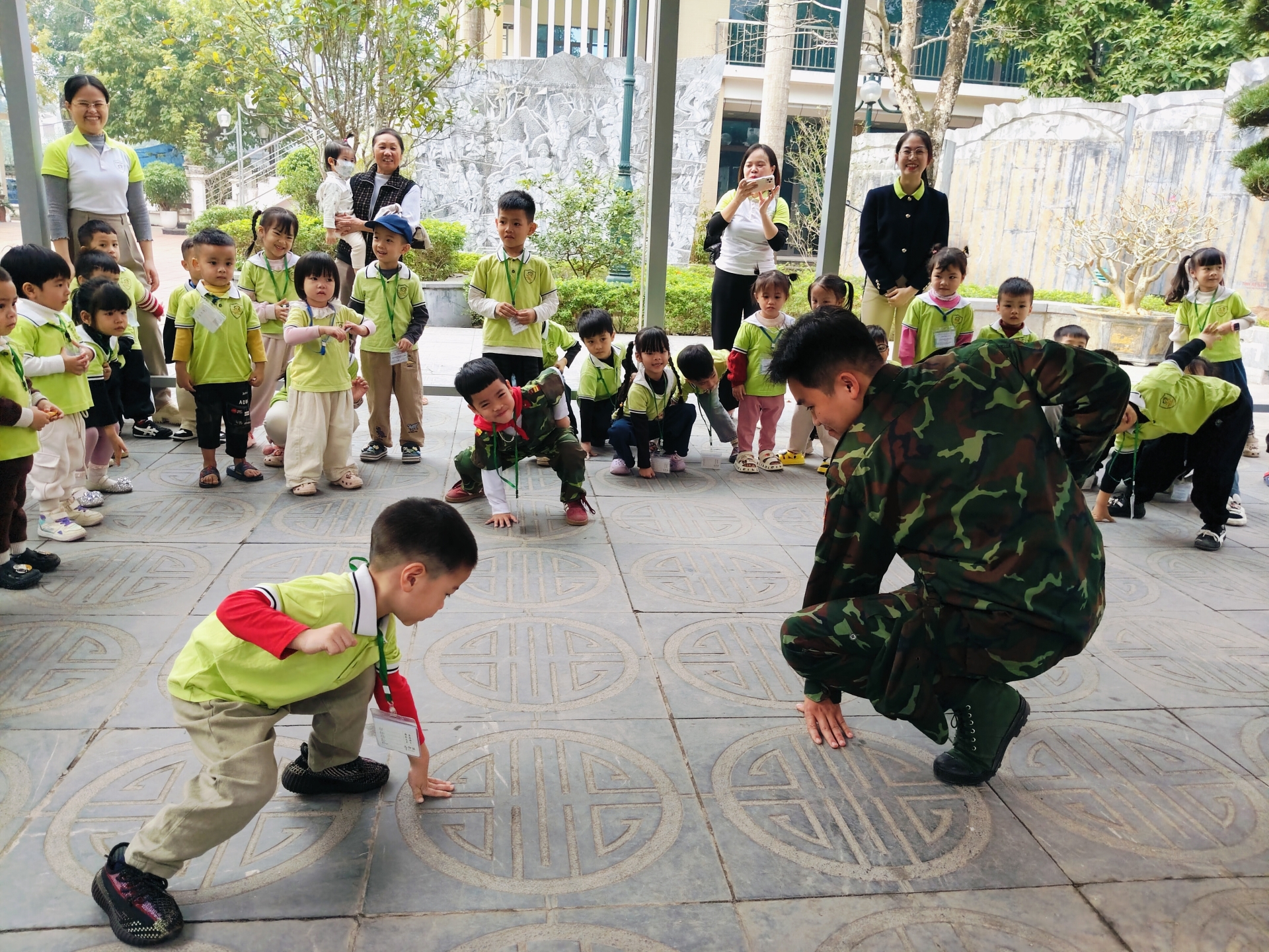 Hoạt động thực địa: Tham quan Bảo tàng Hồ Chí Minh