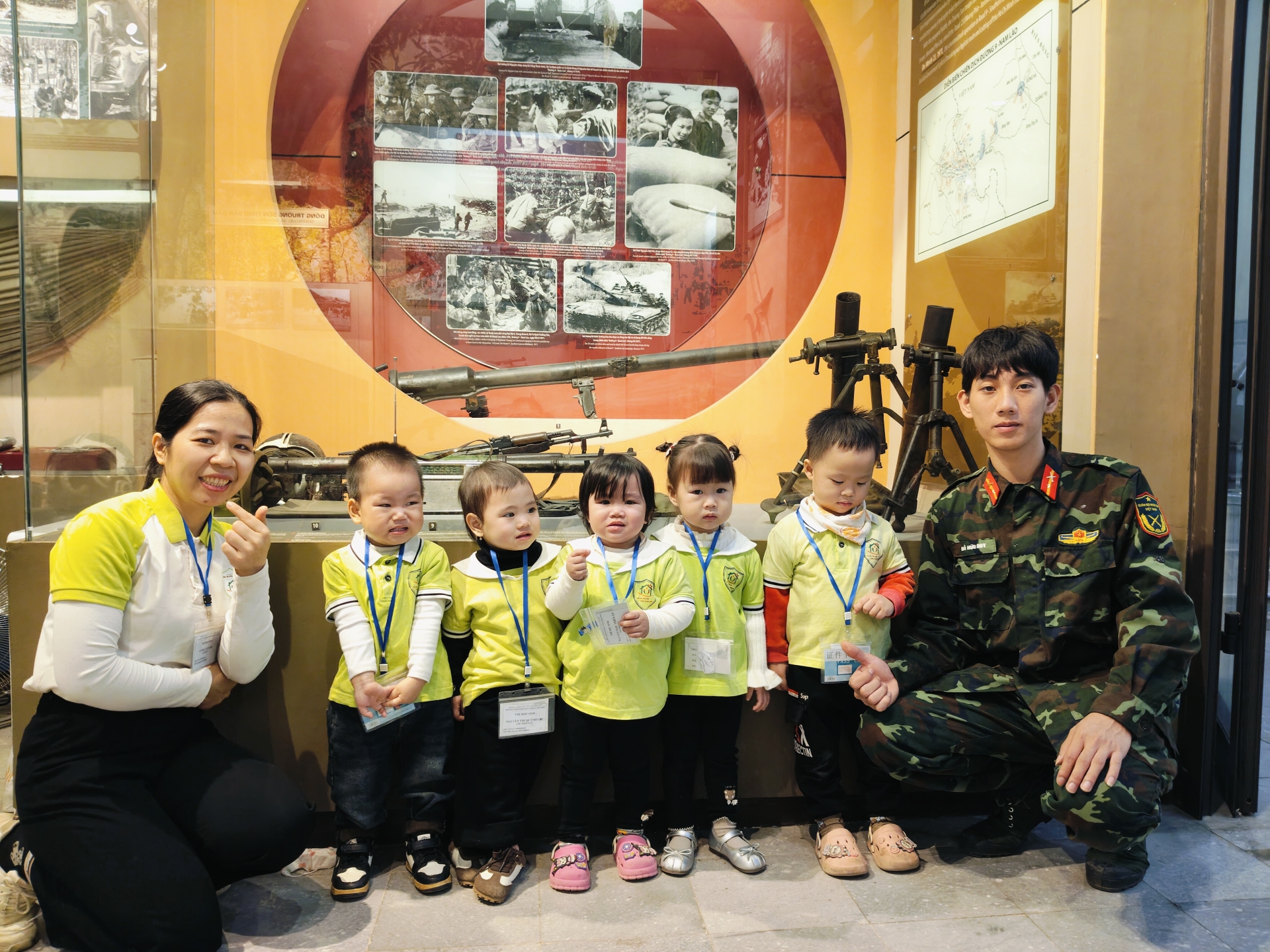 Hoạt động thực địa: Tham quan Bảo tàng Hồ Chí Minh