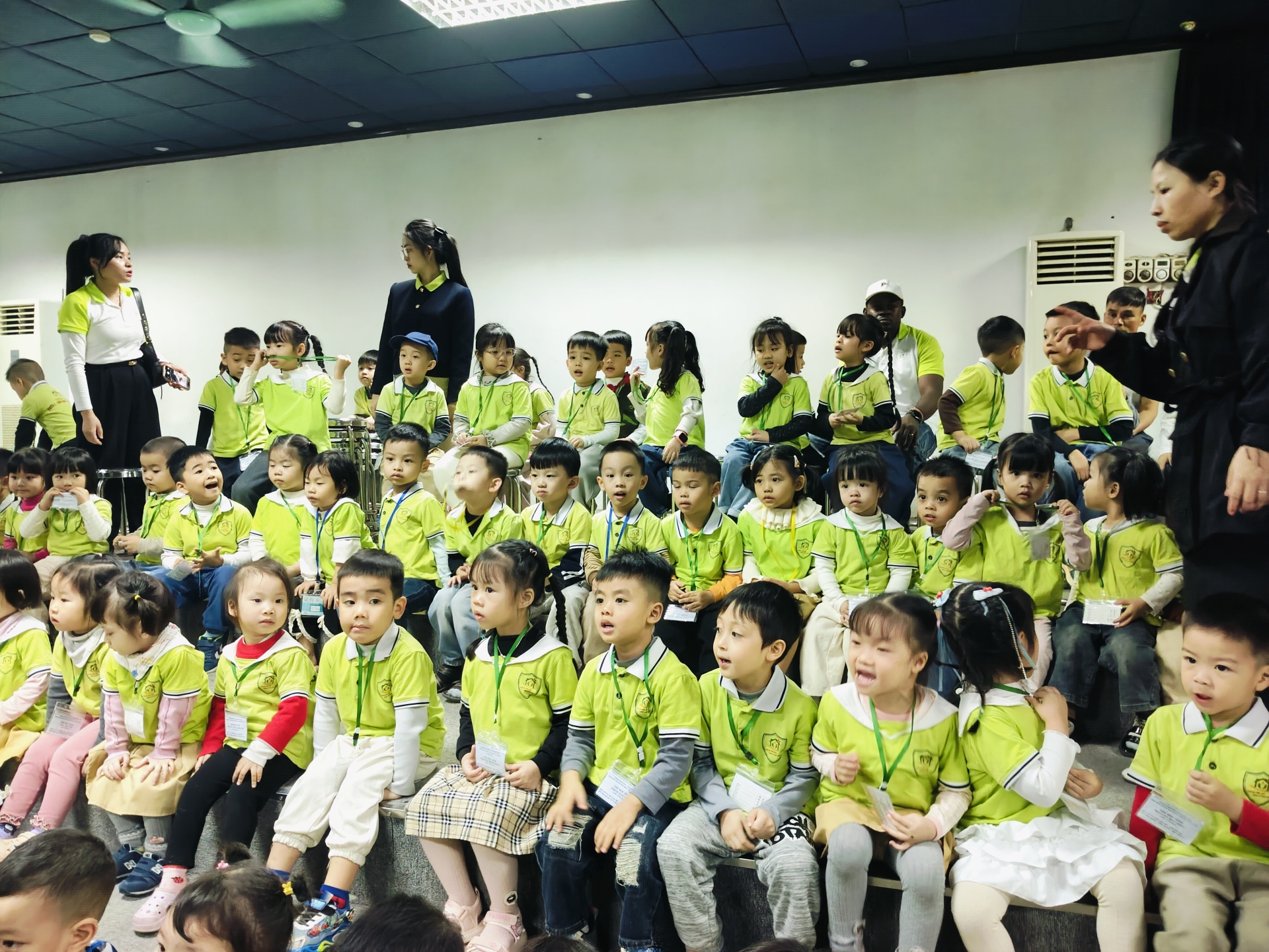 Hoạt động thực địa: Tham quan Bảo tàng Hồ Chí Minh