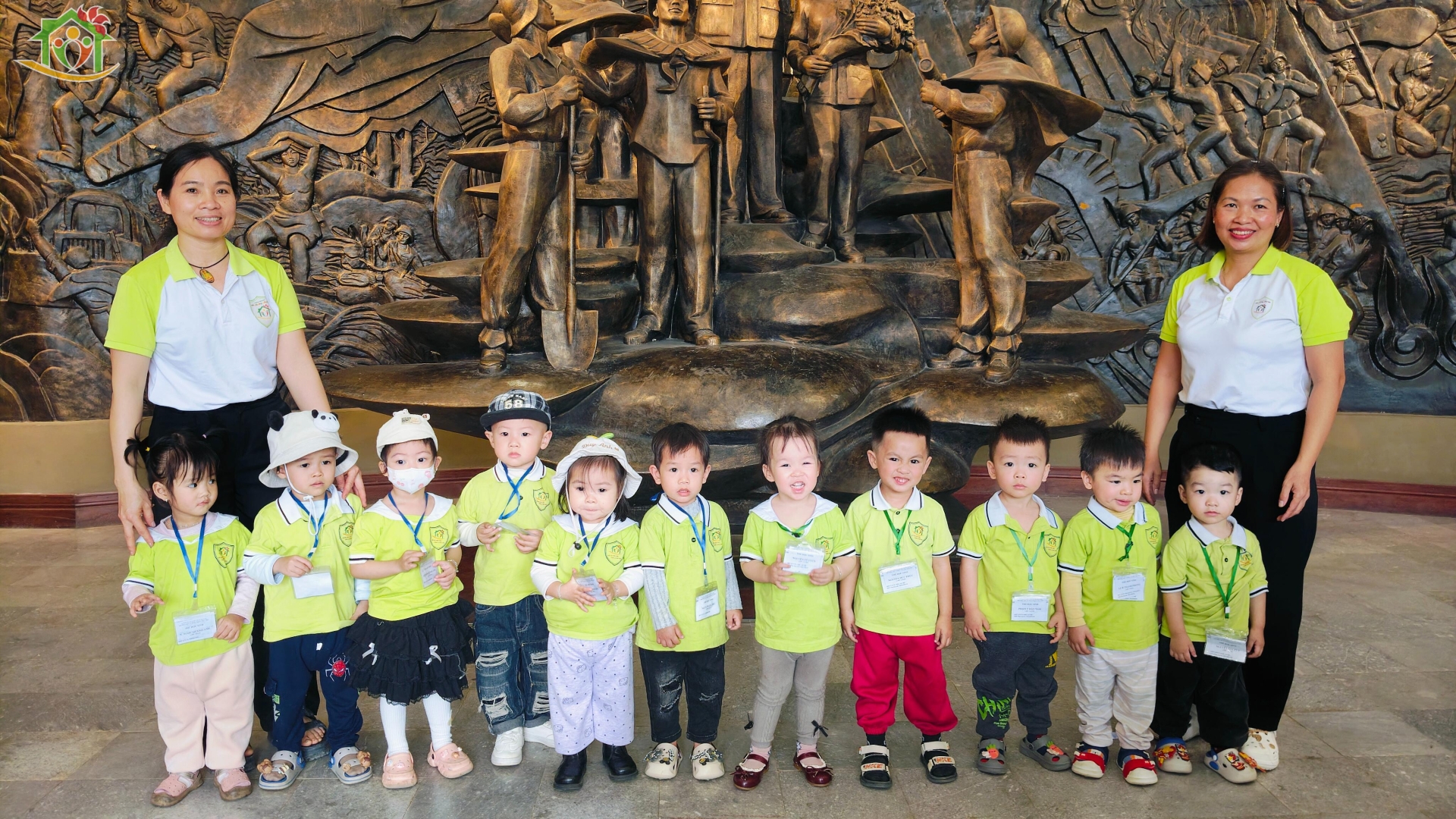 Hoạt động thực địa: Tham quan Bảo tàng Hồ Chí Minh