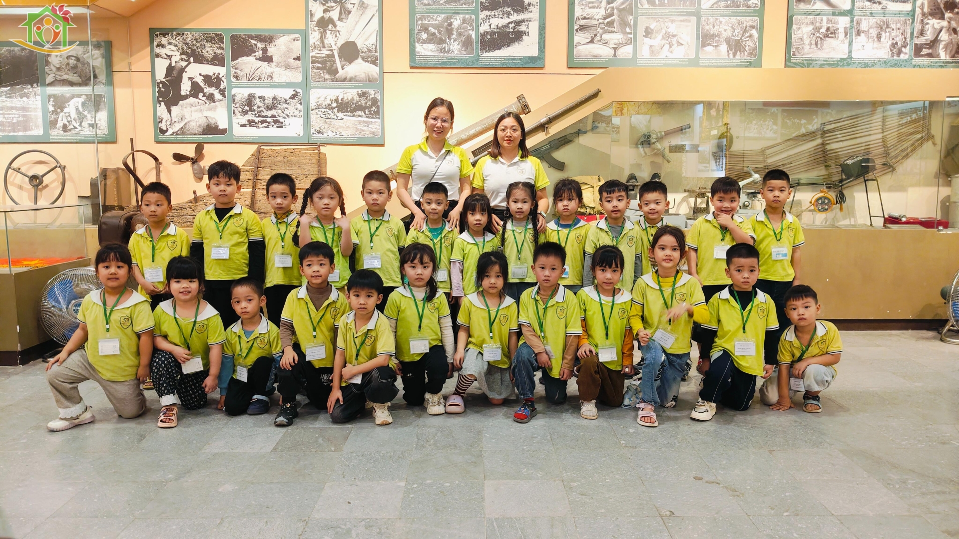 Hoạt động thực địa: Tham quan Bảo tàng Hồ Chí Minh