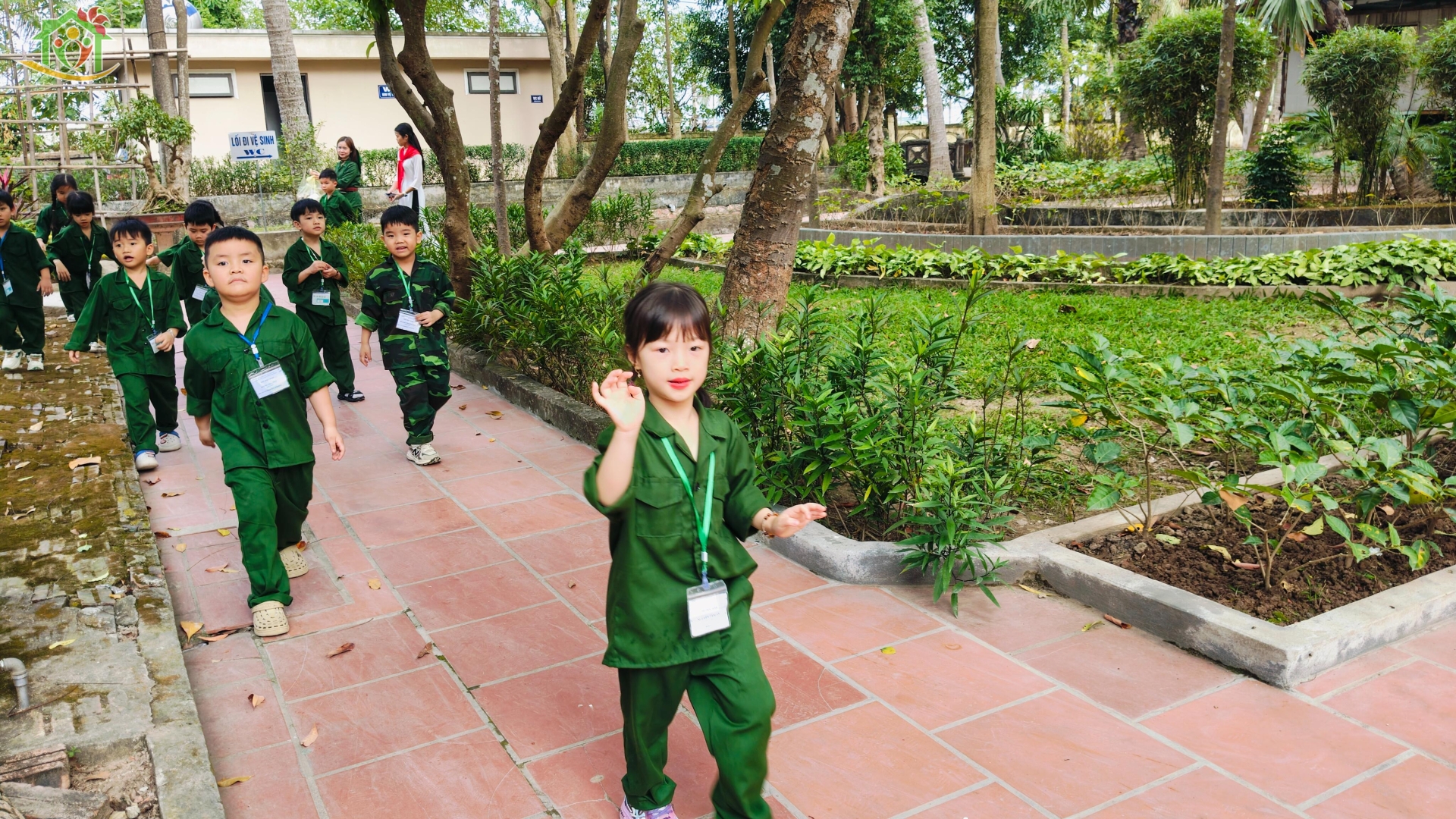 Hoạt động thực địa: Tham quan Bảo tàng Hồ Chí Minh