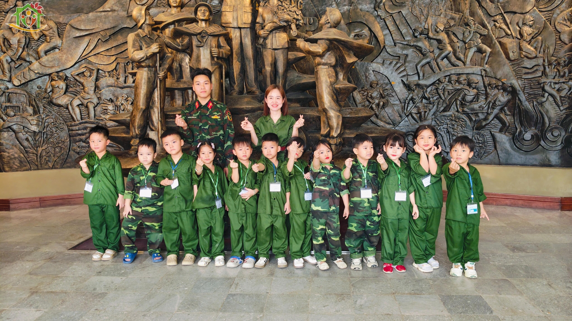 Hoạt động thực địa: Tham quan Bảo tàng Hồ Chí Minh