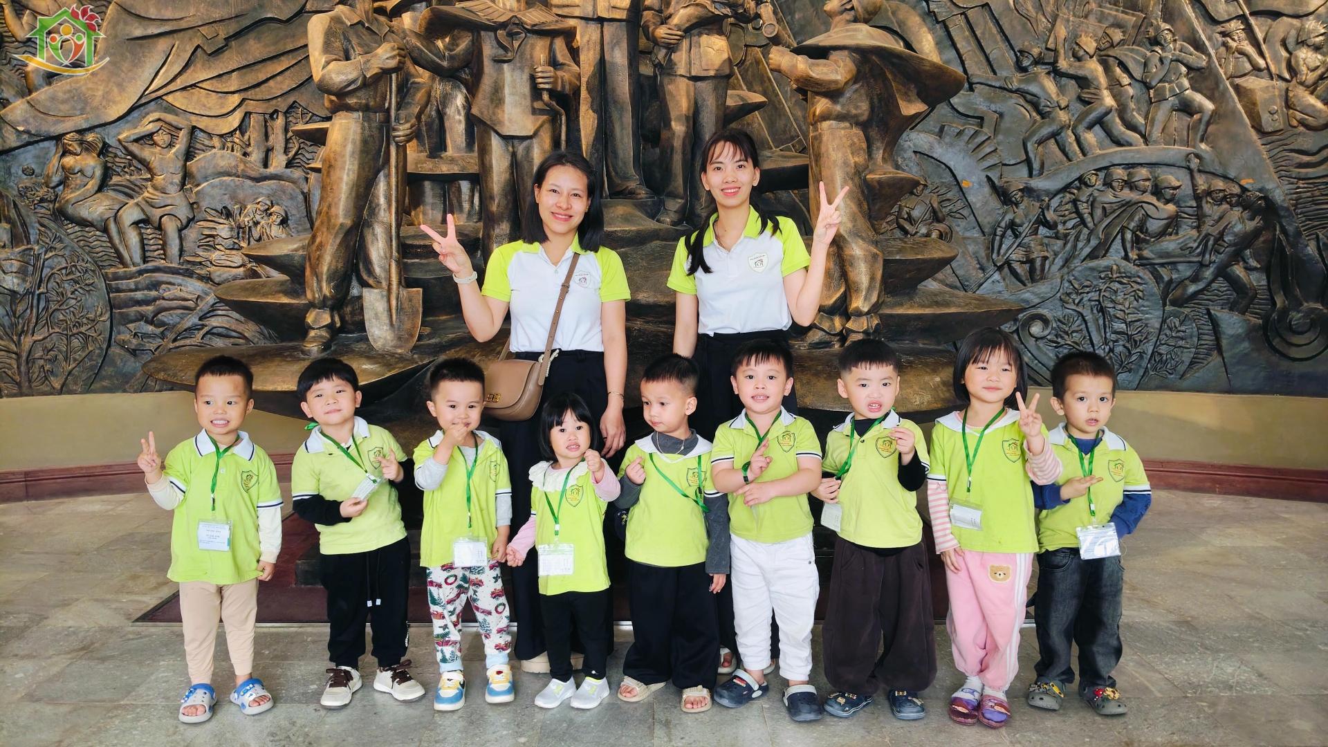 Hoạt động thực địa: Tham quan Bảo tàng Hồ Chí Minh