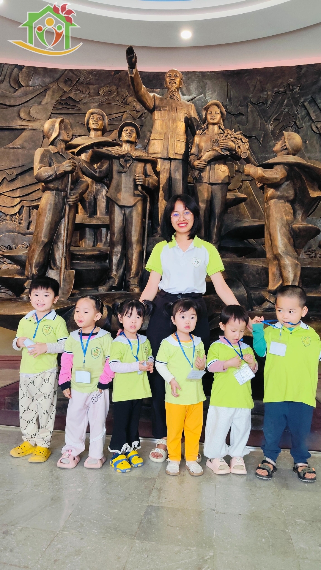 Hoạt động thực địa: Tham quan Bảo tàng Hồ Chí Minh