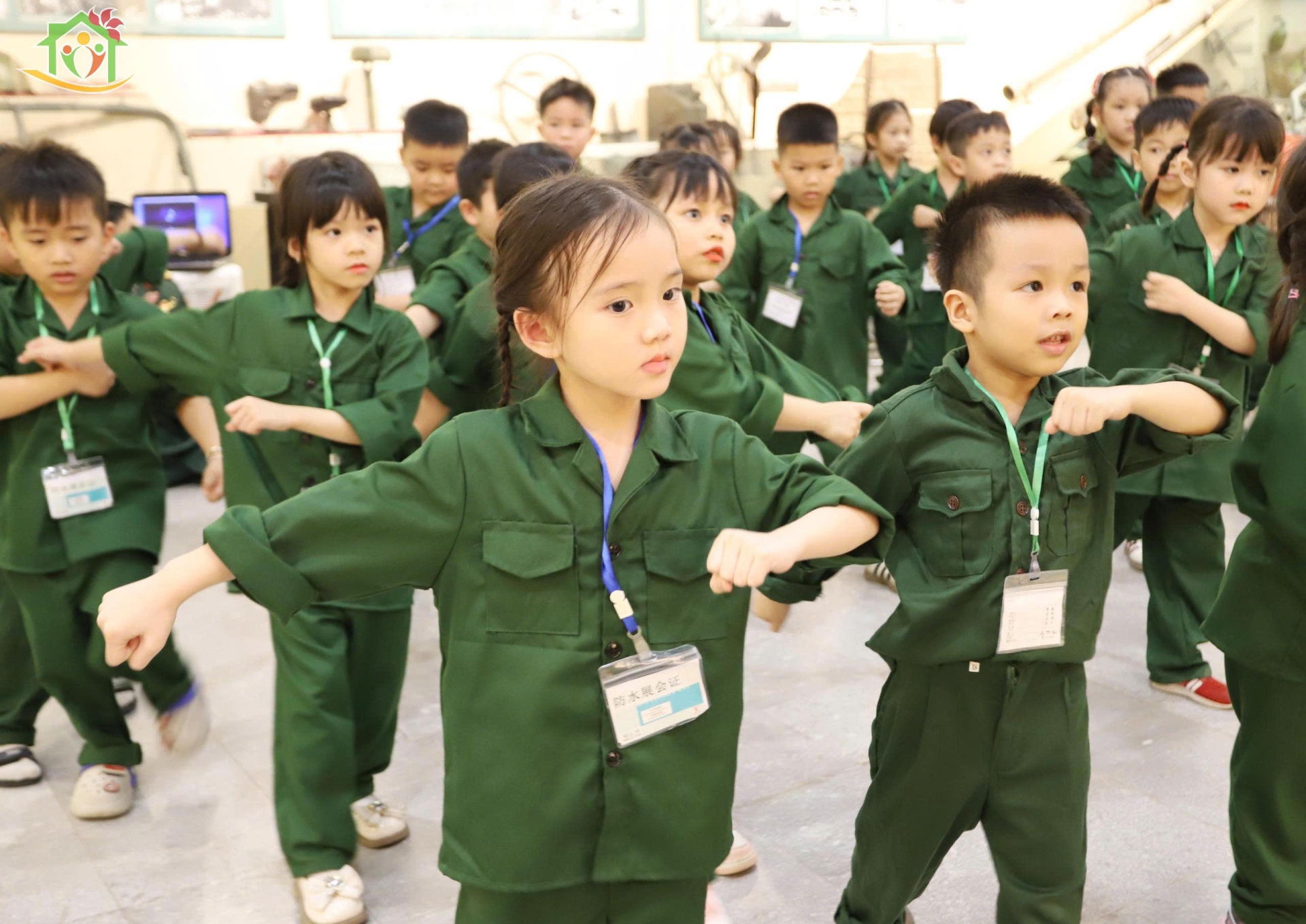 Hoạt động thực địa: Tham quan Bảo tàng Hồ Chí Minh